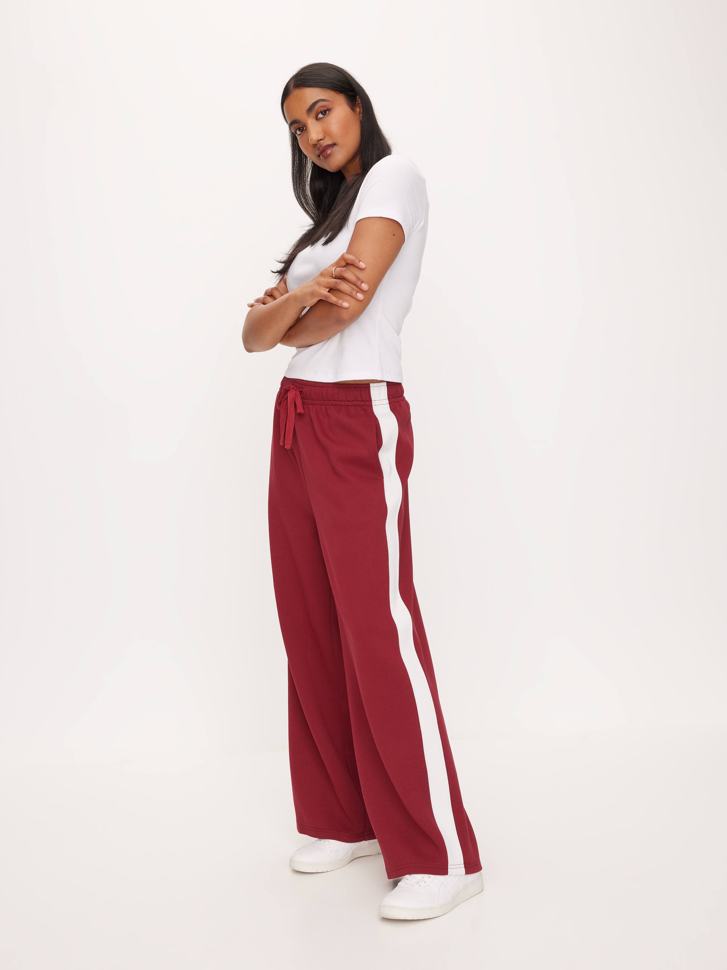 Off Duty Side Stripe Pant