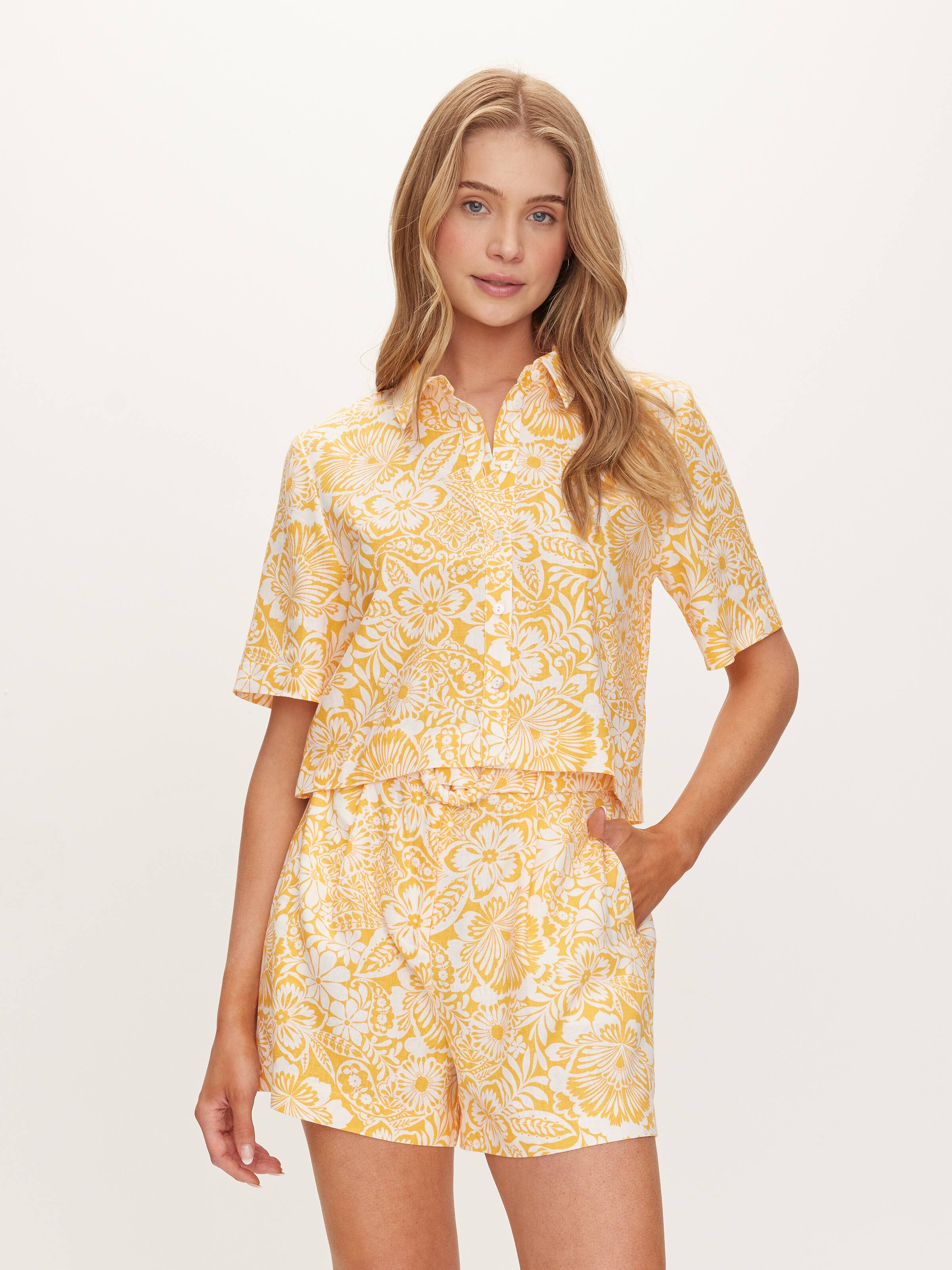 Linen Blend Coral Short
