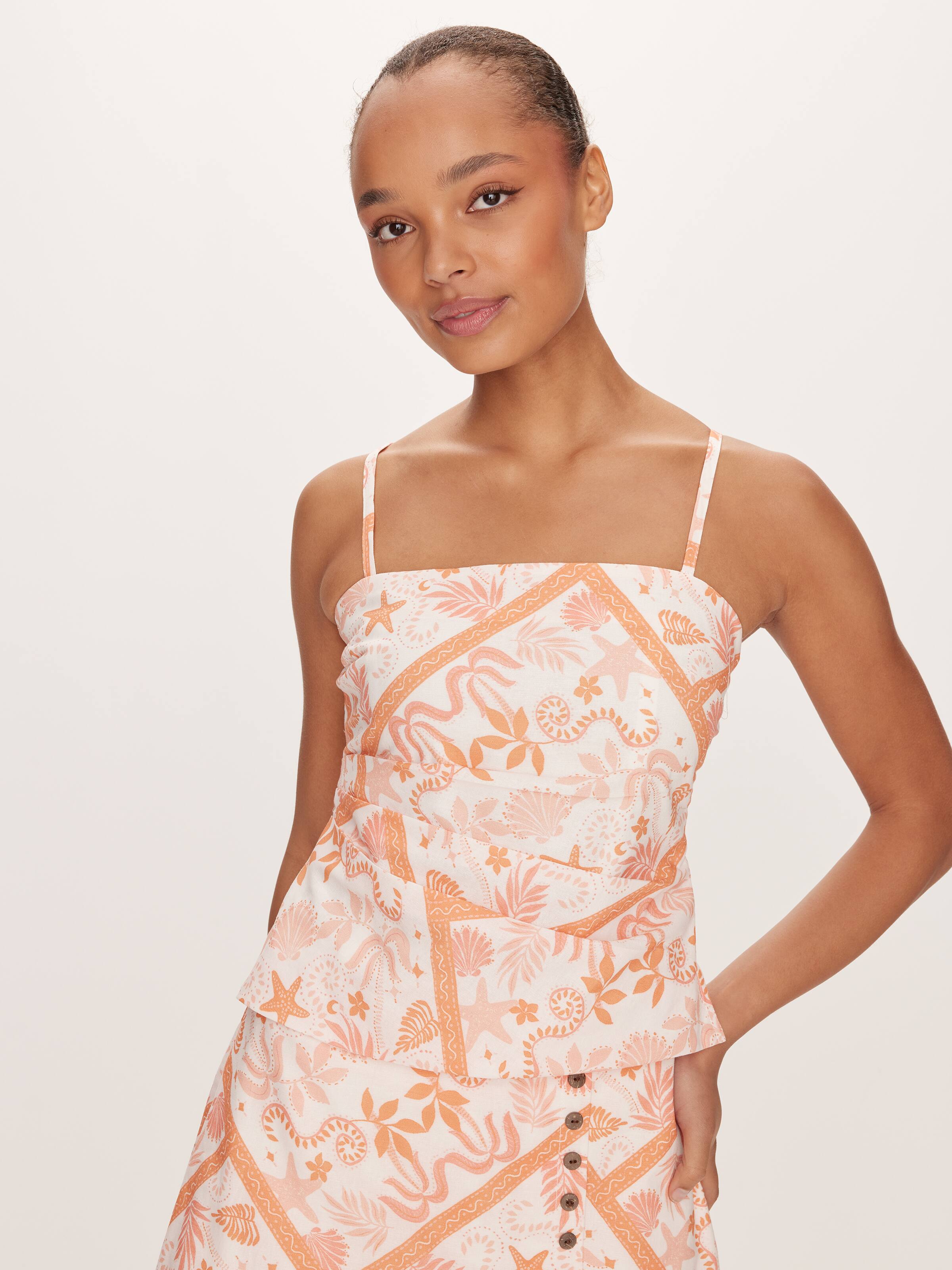 L.E Kai Strapless Top