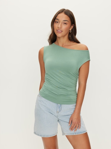 Cap Sleeve Rouched Top                                                                                                          