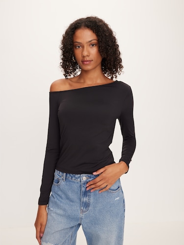 Super Soft Long Sleeve Asymm Top                                                                                                