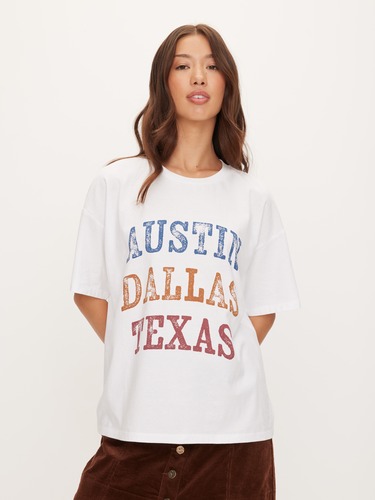 Graphic Tee                                                                                                                     