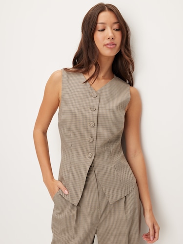 Cara Button Vest                                                                                                                