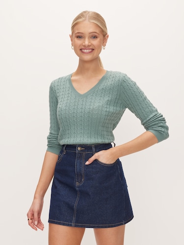 Catalina V-Neck Crop Knit                                                                                                       