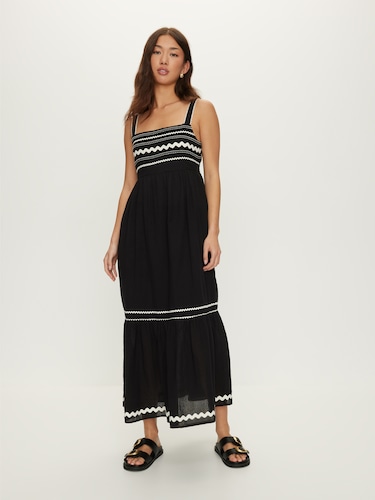 Wendy Wavy Midi Dress                                                                                                           