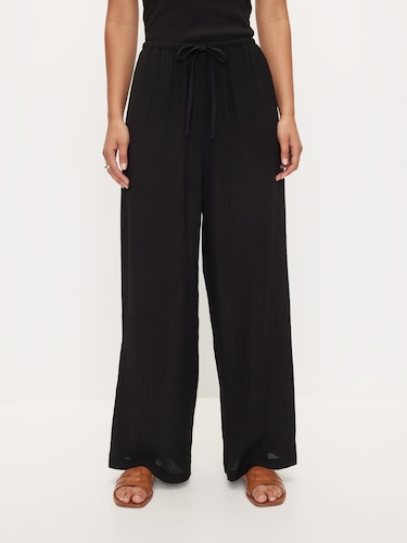 Kai Textured Crop Pant                                                                                                          
