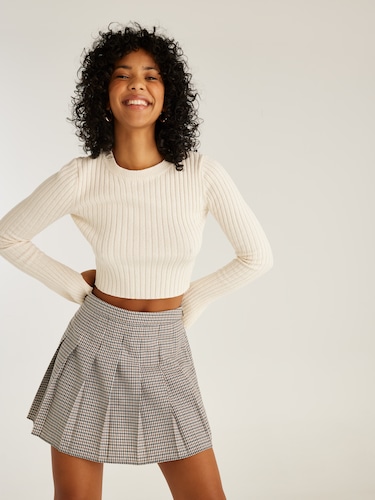 Beverly Hills Pleated Mini Skirt                                                                                                